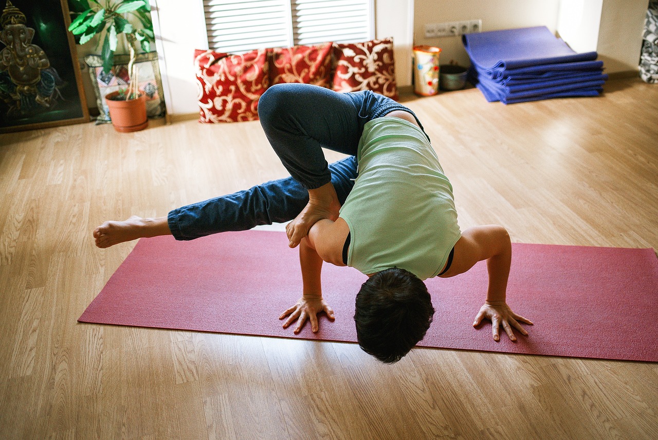 Thuisoase met rustgevende yoga-omgeving. Thuisoase met rustgevende yoga-omgeving.